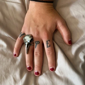 Silverring skalle  - Silverring med skalle 