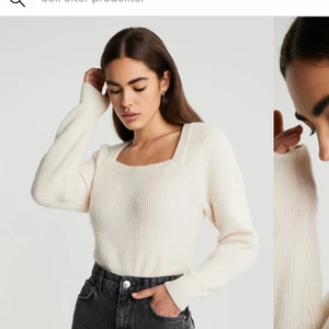 Stickad tröja från Gina  - Super mysig stickad tröja från gina som inte sticker och är inte för varm heller! Den var inköpt i våras för 399kr och är i nyskick då den endast är använd 2ggr. Frakten ingår i priset och är spårbart!🌸 Om annat önskas så hojta till!