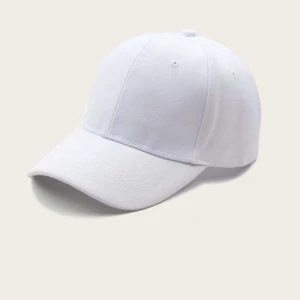 Vit keps  - Säljer denna vita kepsen ifrån shein, bild 2 och 3 är samma keps i annan färg för att visa passform. Frakt blir runt 33 kr och ger rabatt vid köp av flera plagg från min sida 🥰