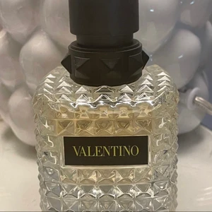 Valentino parfym - Valentino, Yellow dream parfym, 50ml.  Nypris 985