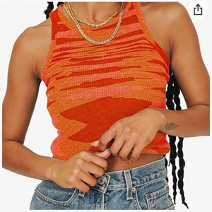 Orange topp - Jättefin topp som är köpt från amazon.com. 