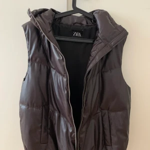 Skinnväst  - Använt en gång 