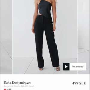 Kostymbyxor - Kostymbyxor från Nakd, använda endast några gånger så i fint skick. Säljs eftersom de är för små, bra längd på mig som är 168 🤍