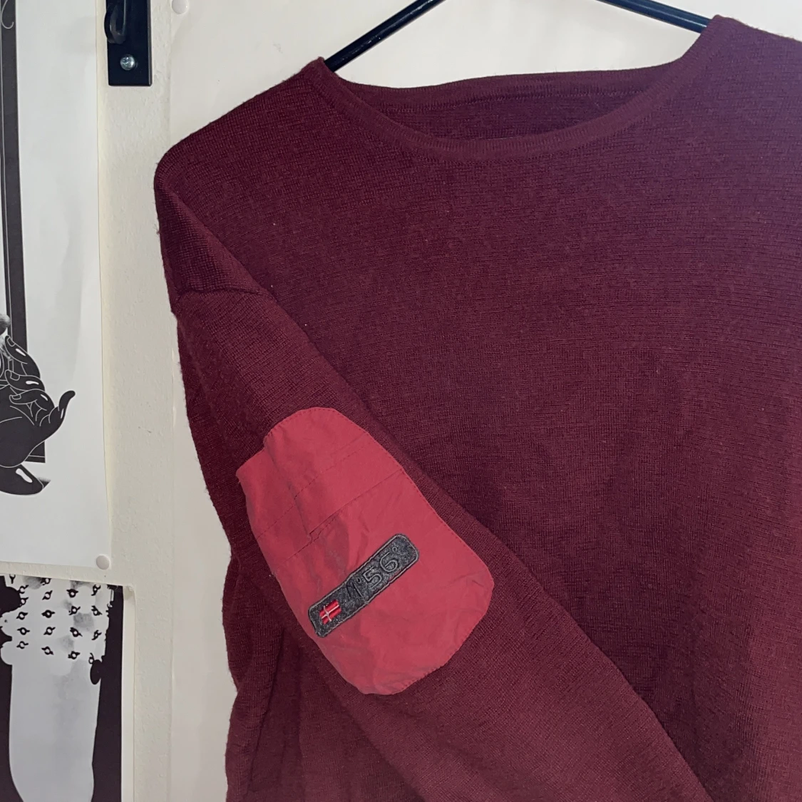 Röd tjocktröja - 90