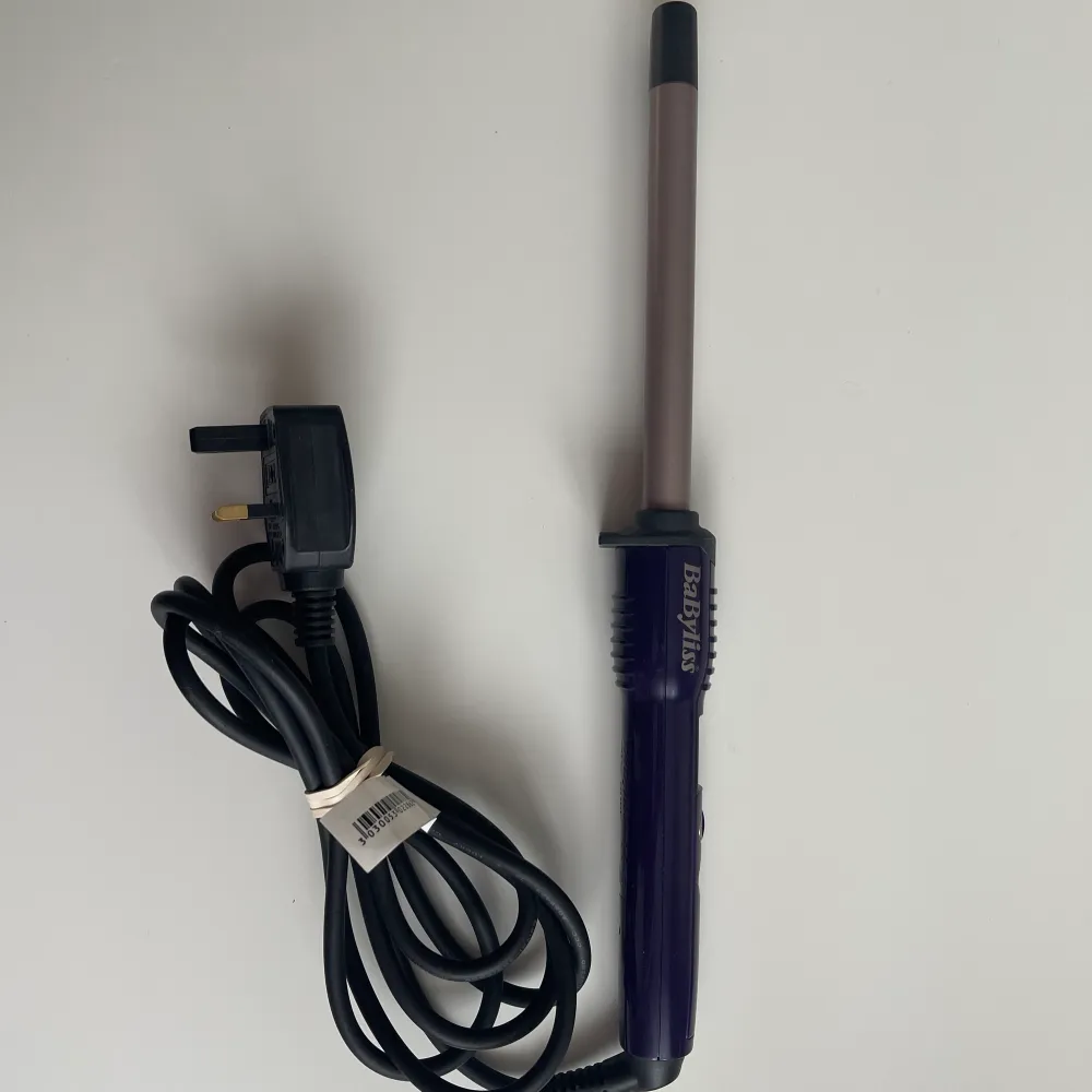 BABYLISS IRON CURLER 100 SEK. Övrigt.