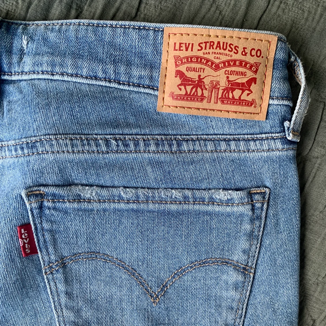 Levis jeans  - 90