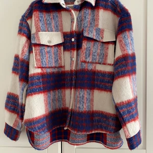 Jacka  - Yllejacka från Ginatricot strl. M. Aldrig använd. 