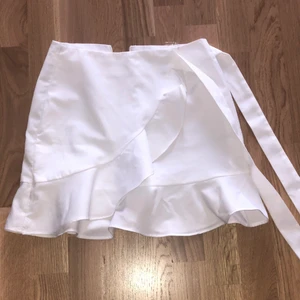 Kjol - En väldigt fin kjol från boohoo😍😍😍