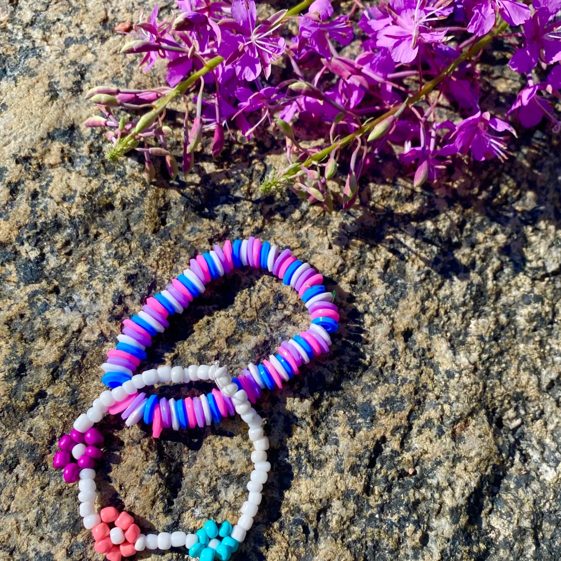 Färgglada sommararmband!🌸🌿 - 90