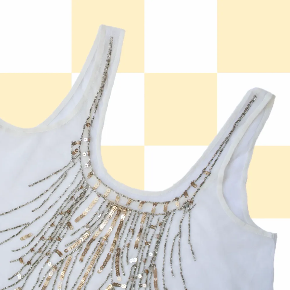 ◾️ CUTE CREAM WHITE MESH TOP WITH GOLD AND METALLIC PEARL BEADING  • SIZE - EU 34/ XS • BRAND - Hollister  MY MEASUREMENTS • Height 161cm / 5'3