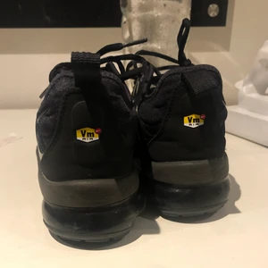 Nike Air VaporMax Plus strl 38/39 - Inte kommit till användning, nytt skick! Ordinarie pris 2400kr