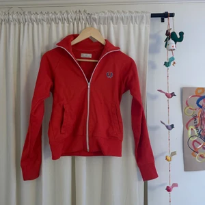 Fred Perry kofta - Köpt secondhand, Frakt ingår i priset!💗