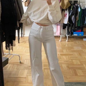 vita jeans! - vita vida jeans från nakd!! perfekta💞