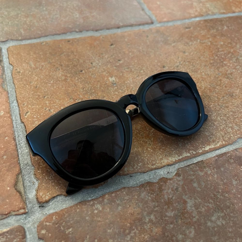 Solglasögon - Övrigt | Plick Second Hand