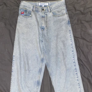 Polar Skate Co Big Boy (M) - Säljer mina lightblue Big Boys storlek Medium pga att dom inte passar, fint skick inga defekter och knappt använda. Kan skicka fler bilder om så önskas, bara hör av er vid frågor.          Köpare står för frakt