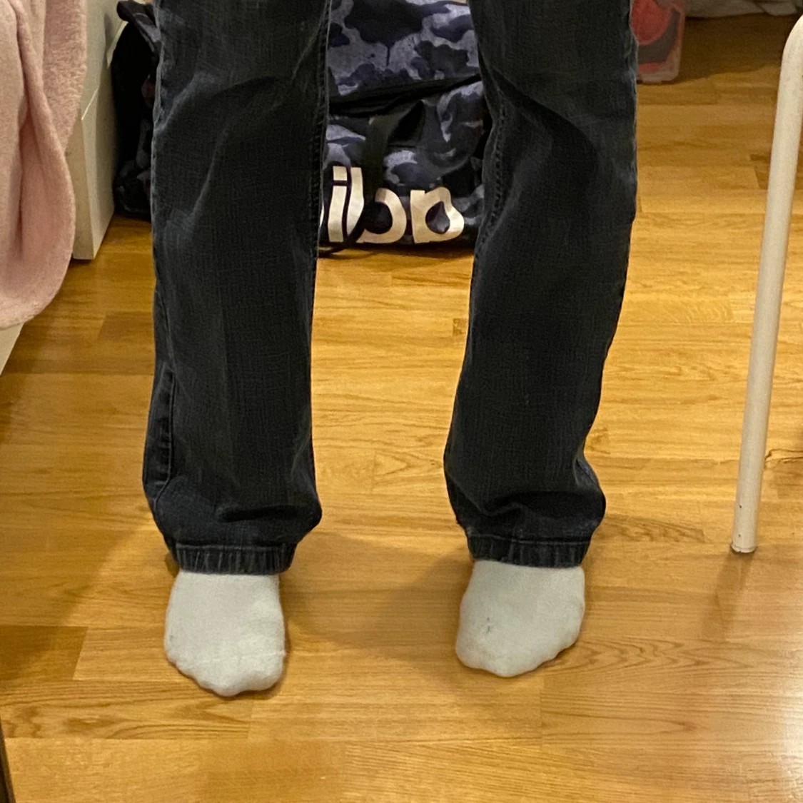 Mörkblåa jeans  - 90