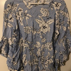 Blus volang ärmar - Jätte fin till våren!