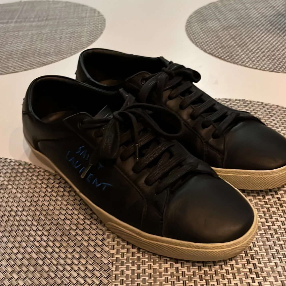 Saint laurent skor storlek 43