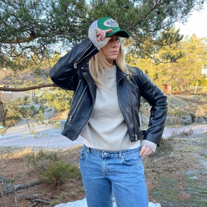 Bikerjacka 🖤 - Så snygg kortare variant på en bikerjacka som tyvärr är för liten 🖤😩