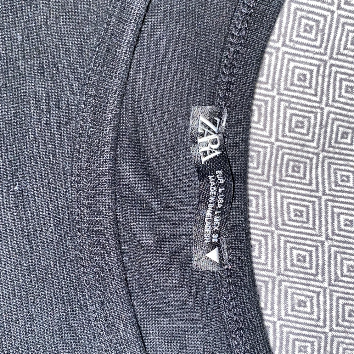 Basic svart topp - 91