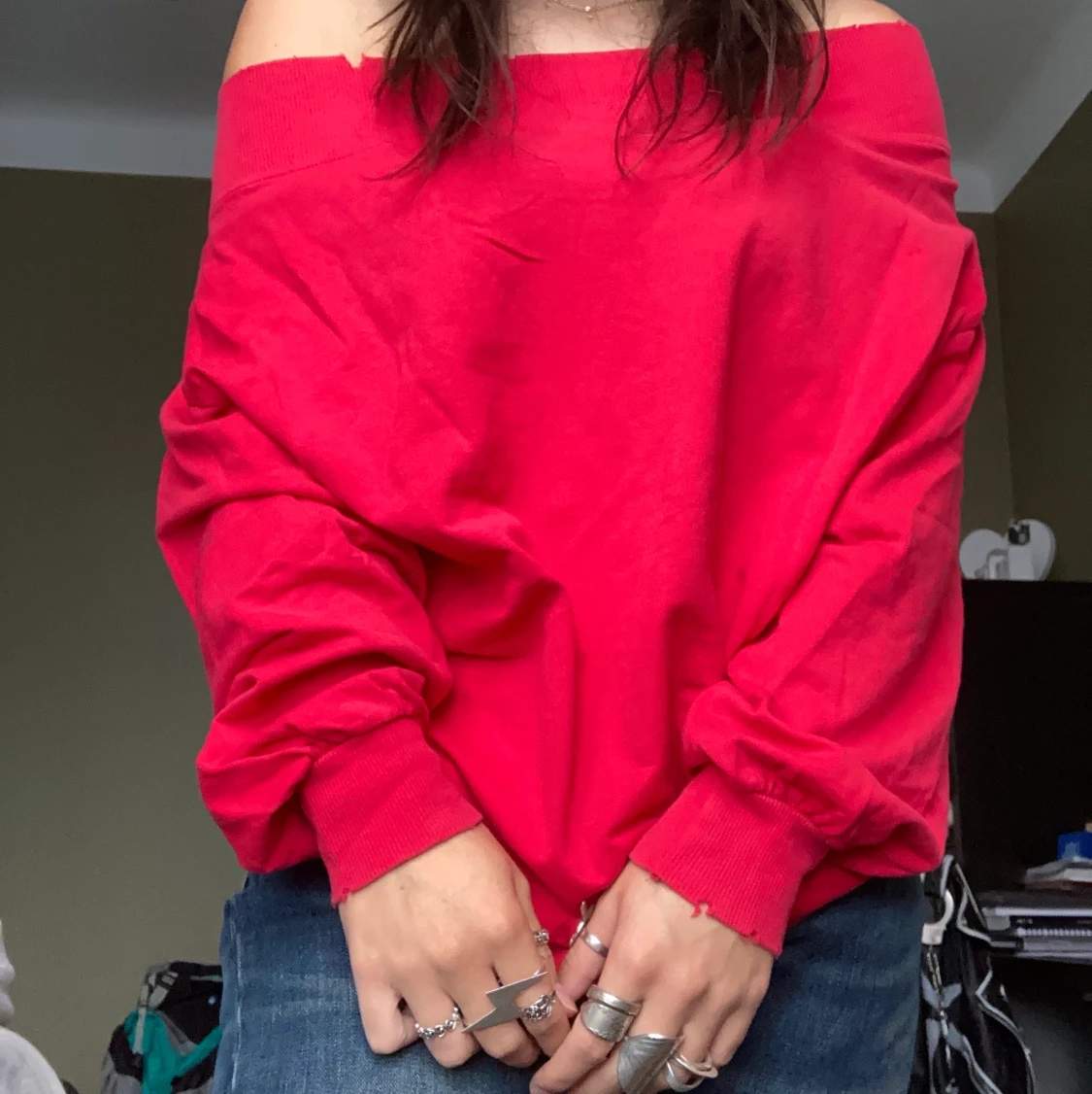 Röd off-shoulder tröja - 90