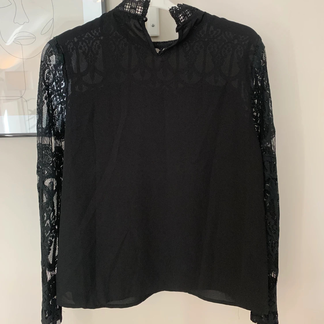 Svart blus  - 90