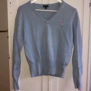 Stickad Ganttröja - Blå stickad tröja ifrån Gant