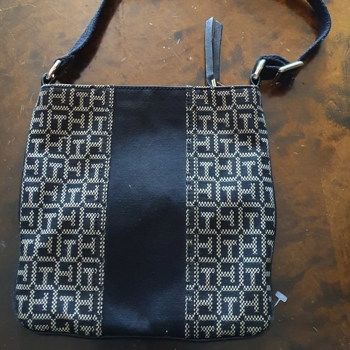 Åkta Tommy Helifiger crossbag väska  - 91