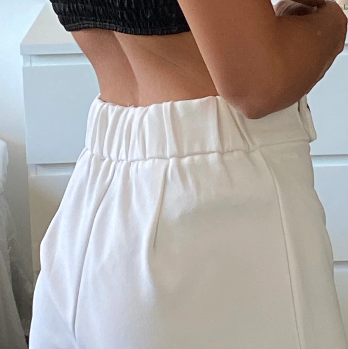 Kostymbyxor med silverdetaljer - 90