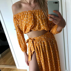 Set  - Set ifrån ASOS, använt fåtal gånger och är i nyskick! 