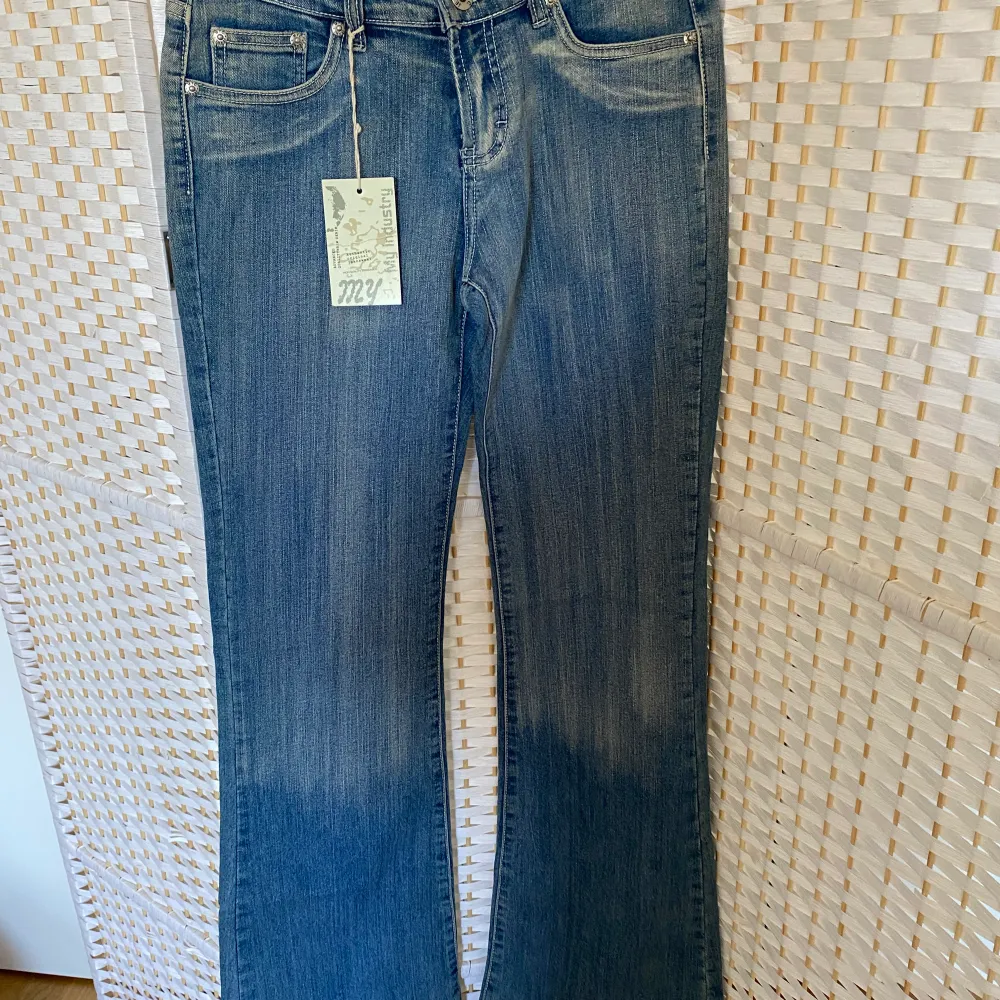 Ljusblåa jeans, W 27. Jeans & Byxor.