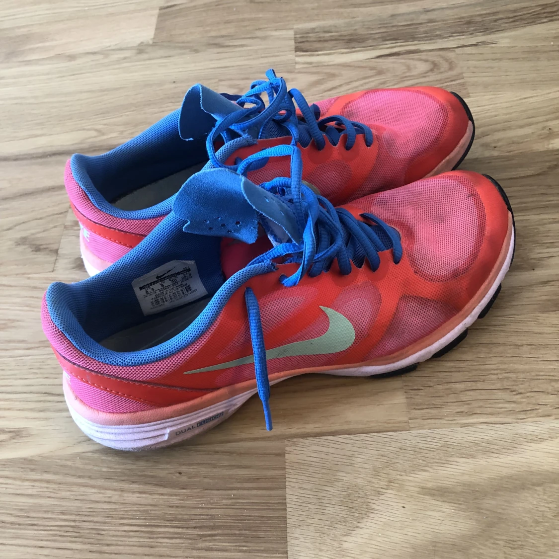 Nike träningsskor - 90