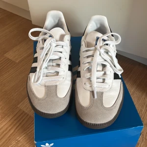 Adidas Samba - Adidas Samba, helt oanvända! Storlek 38 💓💓