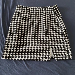 Kjol - Aldrig använd 