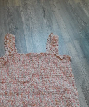 Topp - Säljer en topp från kapphal eftersoom den var för stor för mig