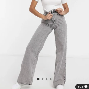 Grå jeans - Säljer ett par supersnygga grå jeans från ASOS då de är lite förstora för mig. 
