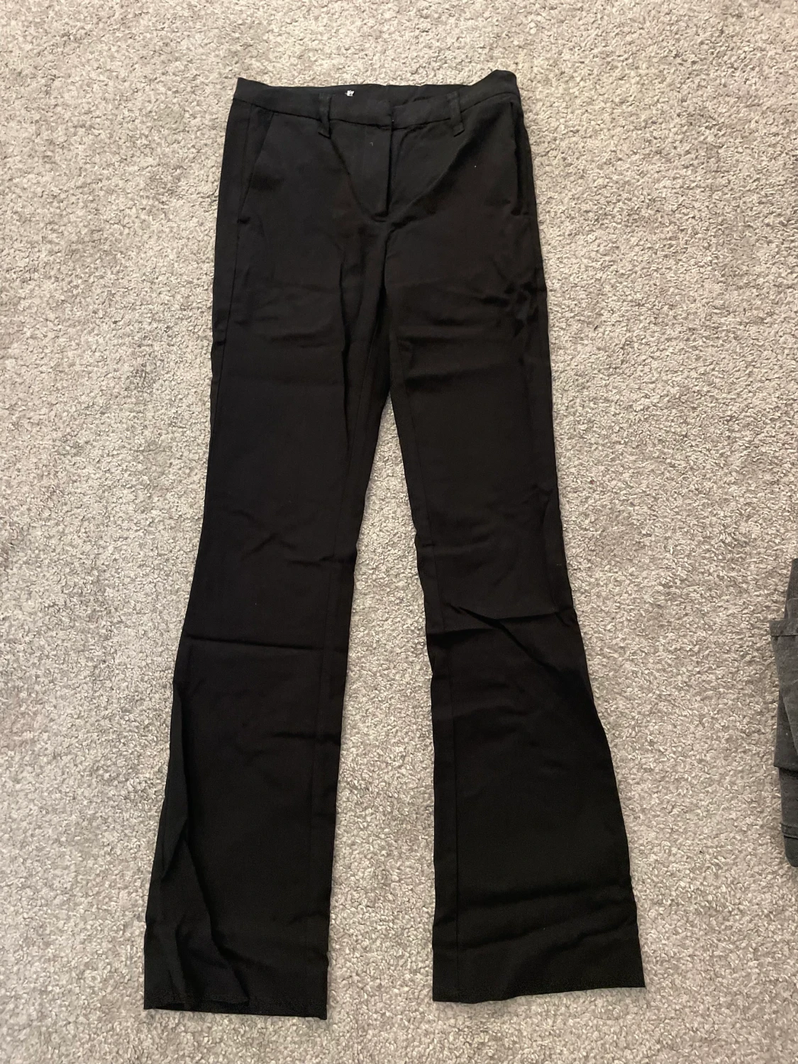 Lågmidjade kostymbyxor 