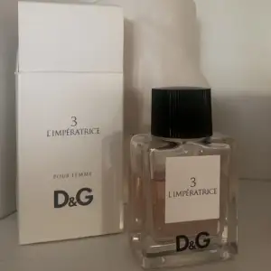Jättegoda parfym från Dolce & Gabbana🤍 Doftar vattenmelon🍉🤍 50ml. tryck gärna på köp nu🤍