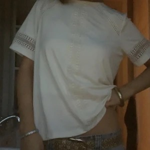 Topp - Topp med spets dekorationer 🫶🏼