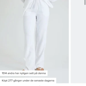 Linne byxor från bik bok Xs - Dessa linnebyxor är helt nya köpte dom i förrgår. Hitta ett par andra idag som passa mig bättre i längden. Så hade varit jätte snällt om nån kunde köpa dessa. Byxorna har inga slitage heller eftersom dom är nya❤️