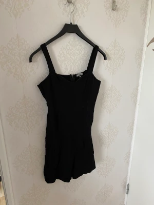 Oversize jumpsuite  - Bikbok 