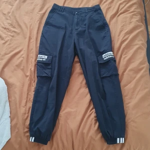 Adidas Cargo Pant - Great condition ♡  Size S but is big.  Fits more like a M around the waist.  Worn like 2 times ♡ 