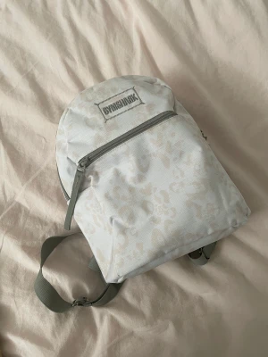 gymbag - gymshark ryggsäck som ny