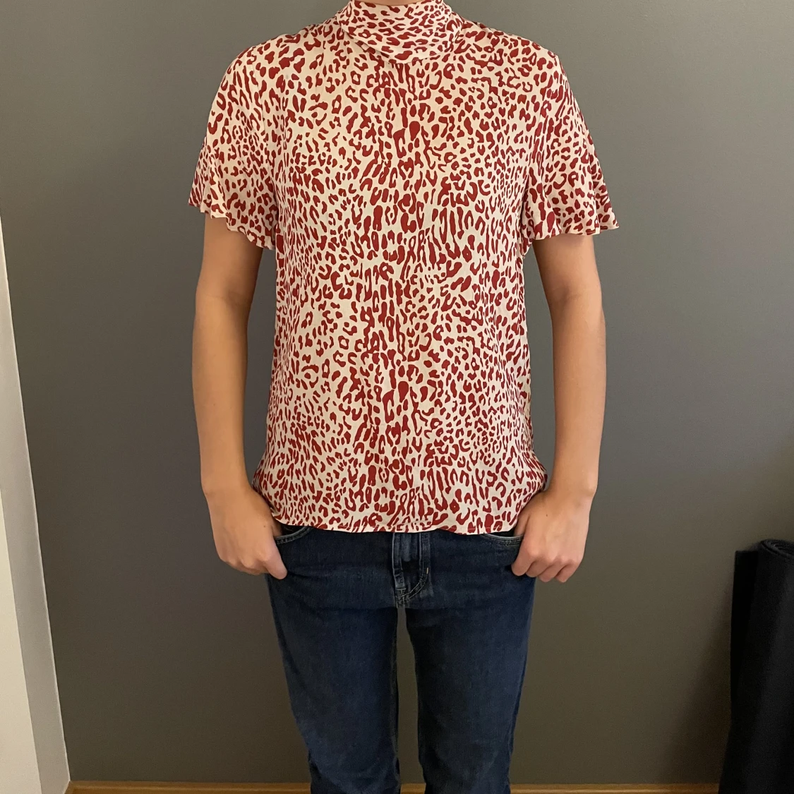 Leopardmönstrad blus