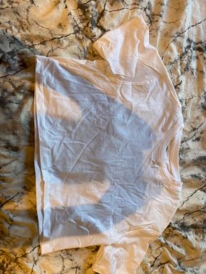 Hiphop t-shirt  - Hiphop t-shirt jätte fin aldrig använt 