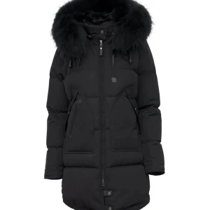 Cedrico vinterjacka - Jacka från cedrico, använd 2 vintrar Köptes för 8500kr Kvitto finns 