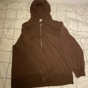 Brun Oversize Kofta H&M - Använd fåtal gånger. H&M.