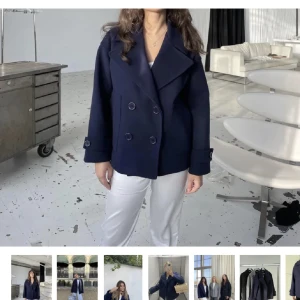 Design by si kappa  - Säljer min fina desig by si kappa köpt i våras, lite knopprig men ändå fin💕