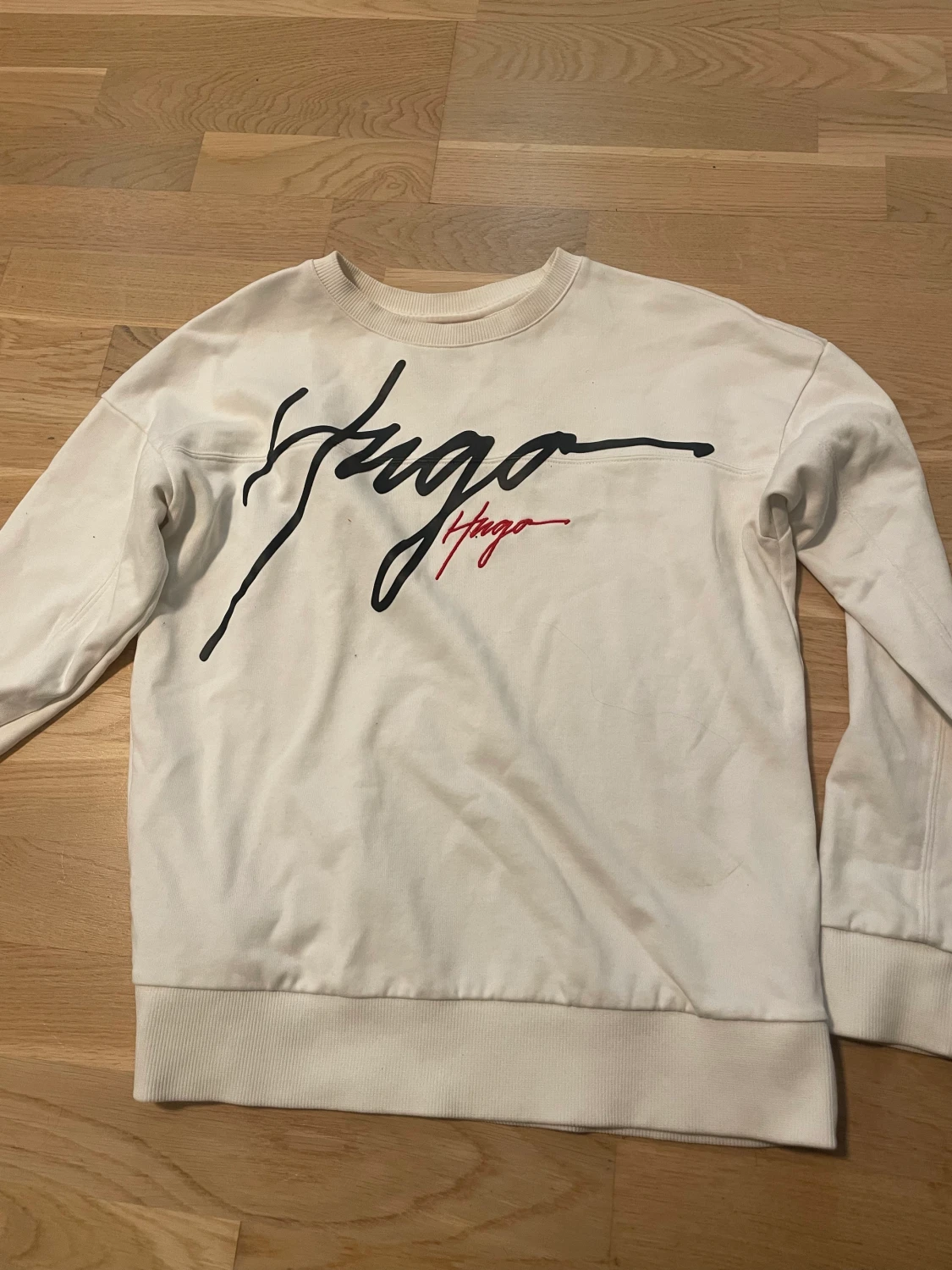 Hugo tröja 