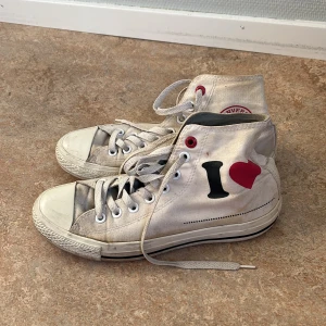 Converse - Converse limited edition i använt skick